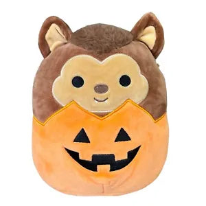 Squishmallows - Wade the Werewolf (Pumpkin Costume) 8" - Sweets and Geeks