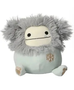 Squishmallows - Evita the Yeti (Christmas) 7.5" - Sweets and Geeks