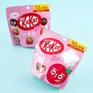 Kit Kat Biscuits 41g Pouch- Strawberry 41g - Sweets and Geeks