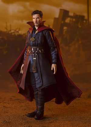 Doctor Strange <Battle on Titan>EDITION - (Avengers: Infinity War)"Avengers: Infinity War", Bandai S.H. Figuarts - Sweets and Geeks