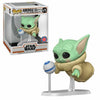 Funko Pop! Star Wars: The Mandalorian - Grogu Macy's Thanksgiving Day Parade Deluxe #475 - Sweets and Geeks