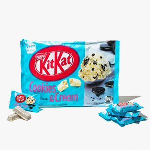 Kit Kat Cookie and Cream Biscuits in Chocolate - Sweets and Geeks