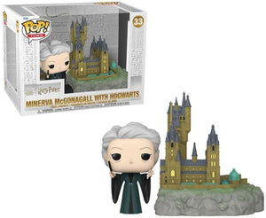 Funko Pop! Town: Harry Potter - Minerva McGonagall with Hogwarts #33 - Sweets and Geeks