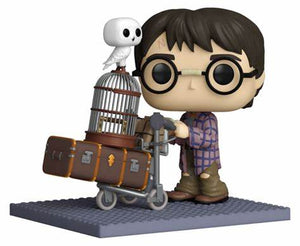 Funko Pop Movies: Harry Potter - Harry Pushing Trolley #135 - Sweets and Geeks