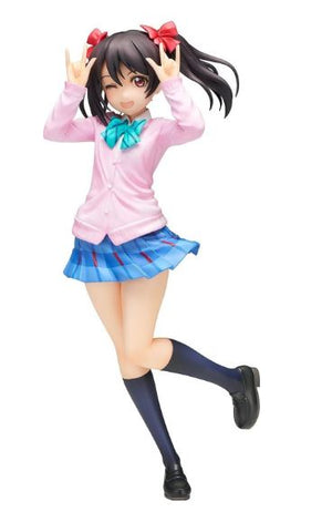 Freeing Love Live! 1/8 Scale Pre-Painted Figure: Nico Yazawa - Sweets and Geeks