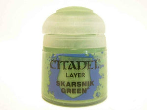 LAYER: SKARSNIK GREEN (12ml) - Sweets and Geeks
