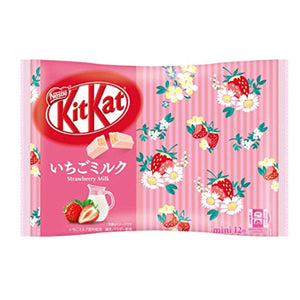 JAPAN KIT KAT Strawberry Milk Chocolate Wafer 12pc - Sweets and Geeks